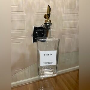 Beautiful  Kitchen Cuture Oil & Vinegar Dispenser 20oz.  Glass Kitchen Bottle